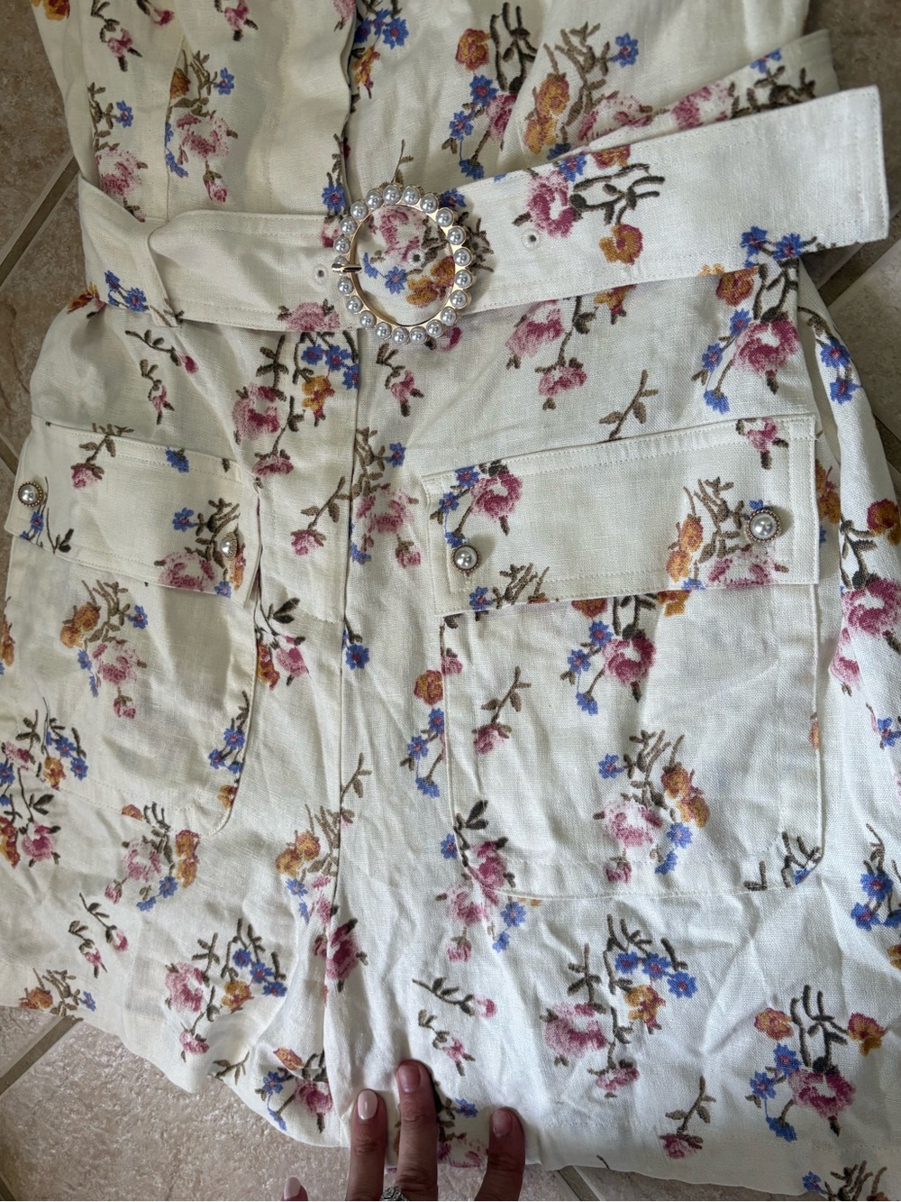House of Harlow 1960 cream linen blend floral romper pearl embellished belt sz 4 - Picture 4 of 13